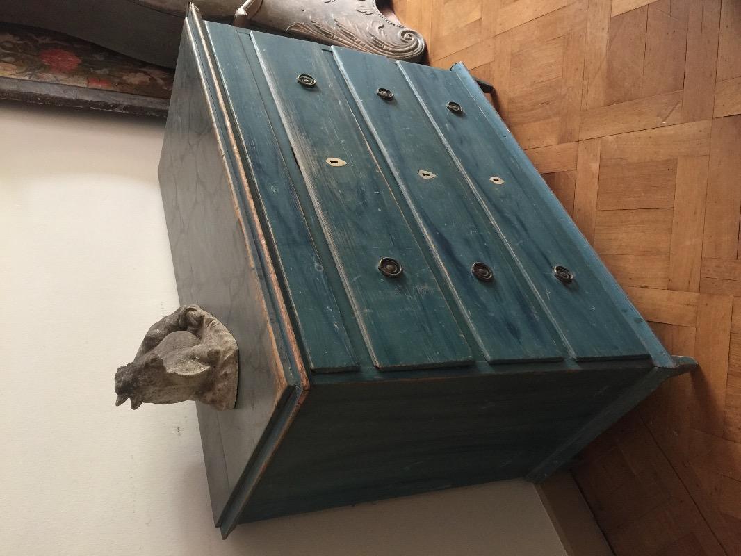 Chest of drawers Sweden