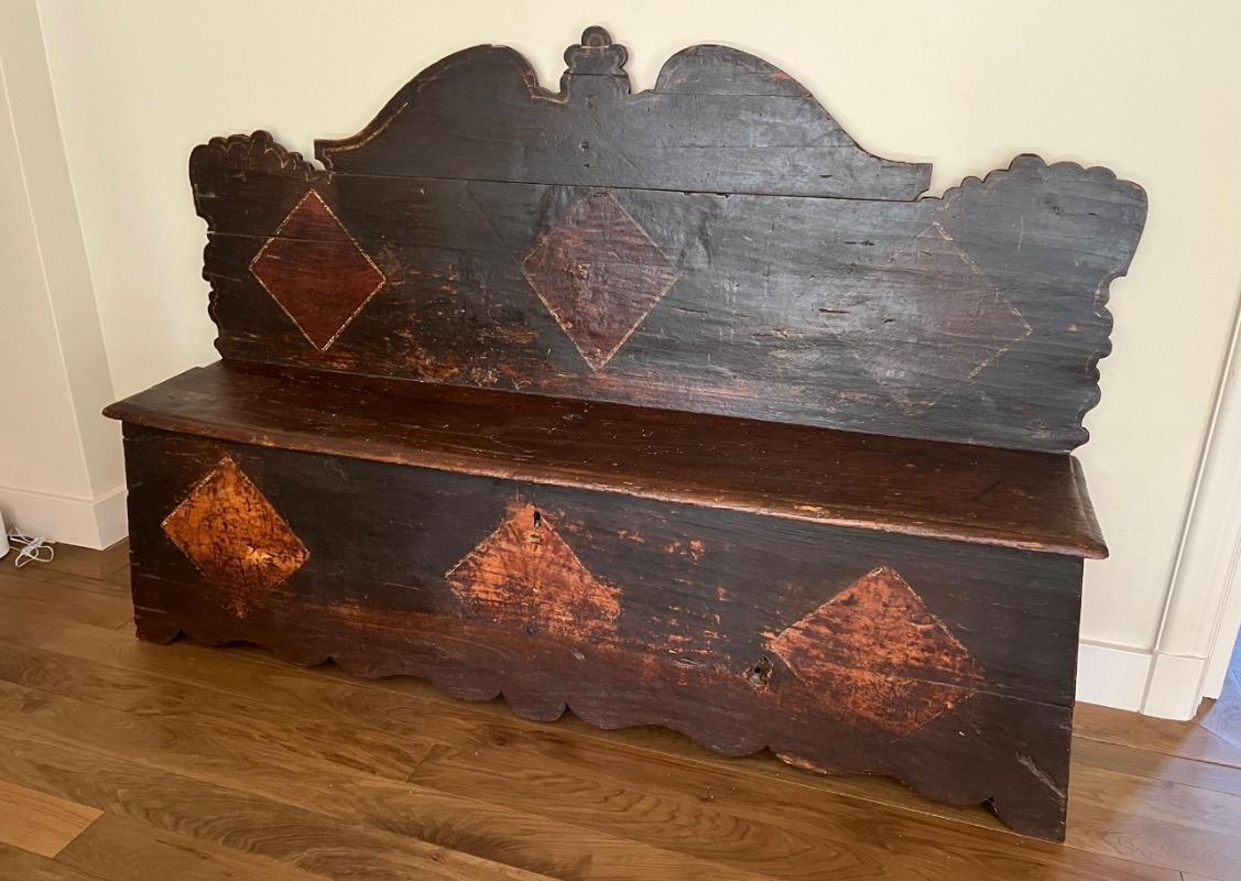 Italian bench with lid 