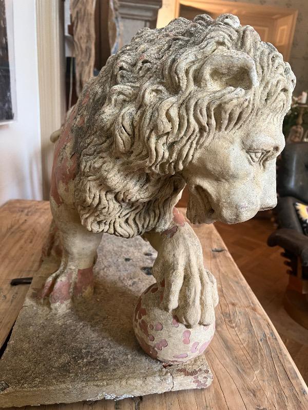 Lion Terra Cotta 