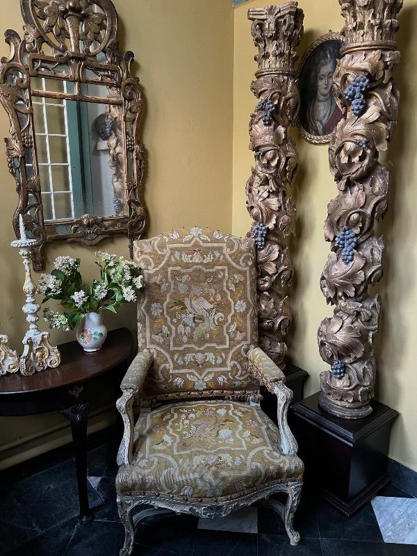 Pair of wooden columns